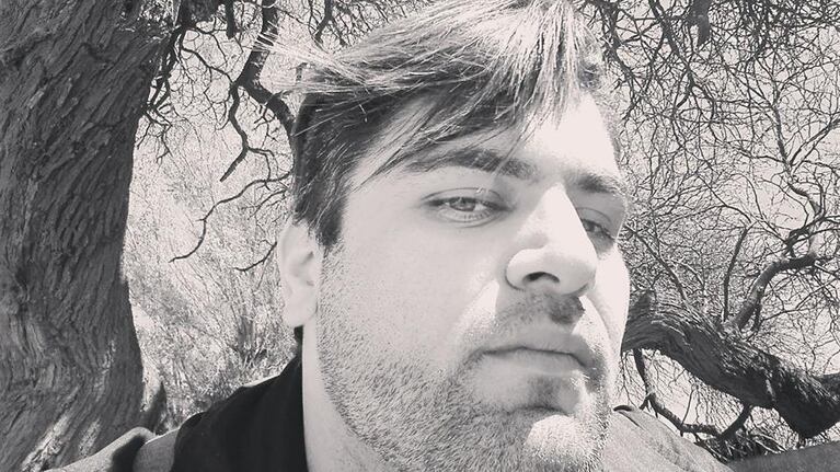 Héctor siente que lo que le pasó es una condena y una liberación por igual.