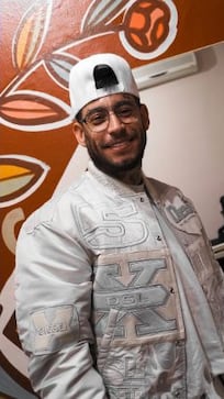Hicieron un show para una sola persona, lo compartieron orgullos en redes y Ulises Bueno los apoyó
