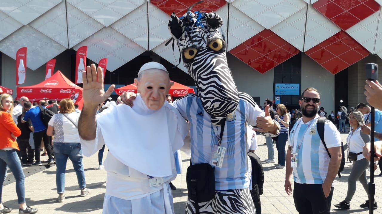 Hinchas de todas partes del país compartieron la previa con nuestros enviados especiales.