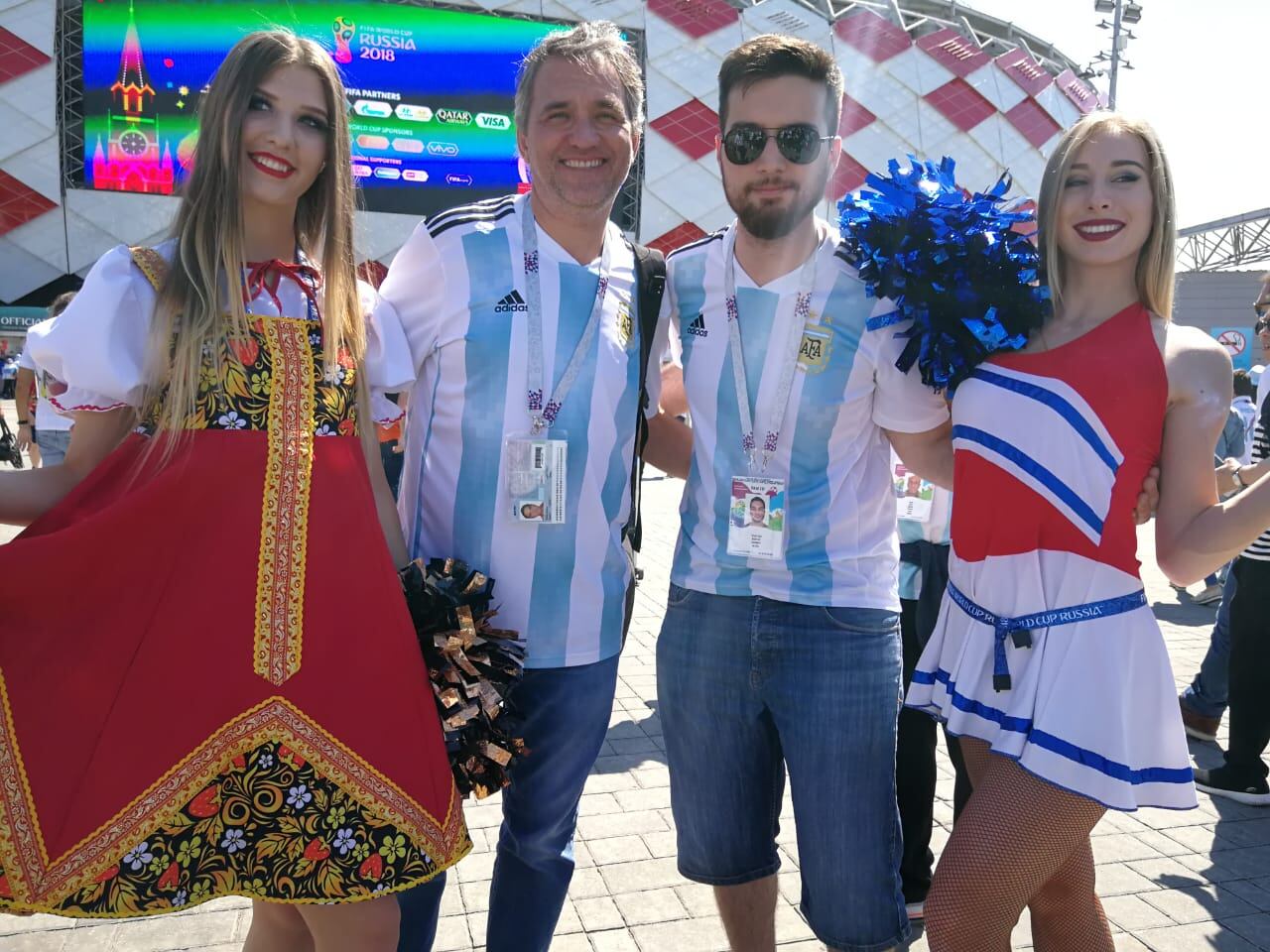 Hinchas de todas partes del país compartieron la previa con nuestros enviados especiales.