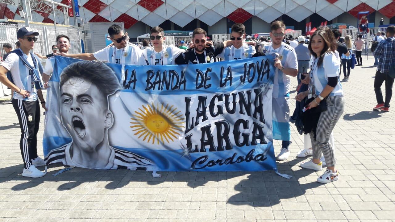 Hinchas de todas partes del país compartieron la previa con nuestros enviados especiales.