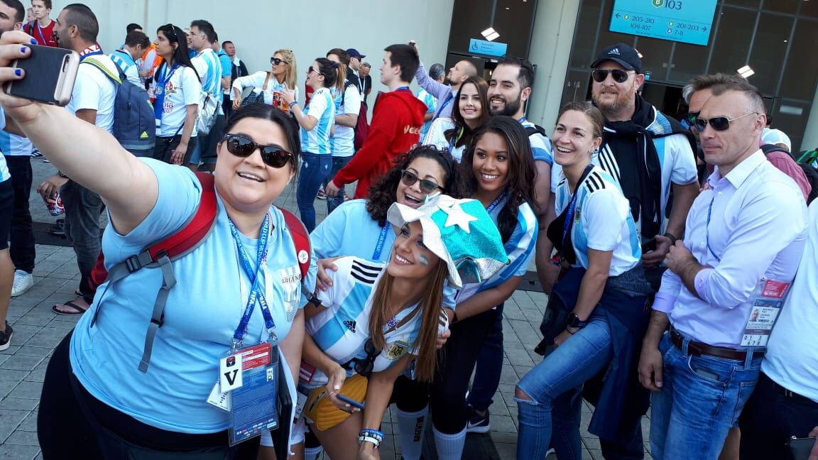 Hinchas de todas partes del país compartieron la previa con nuestros enviados especiales.