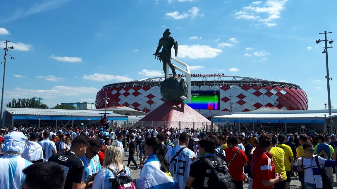 Hinchas de todas partes del país compartieron la previa con nuestros enviados especiales.