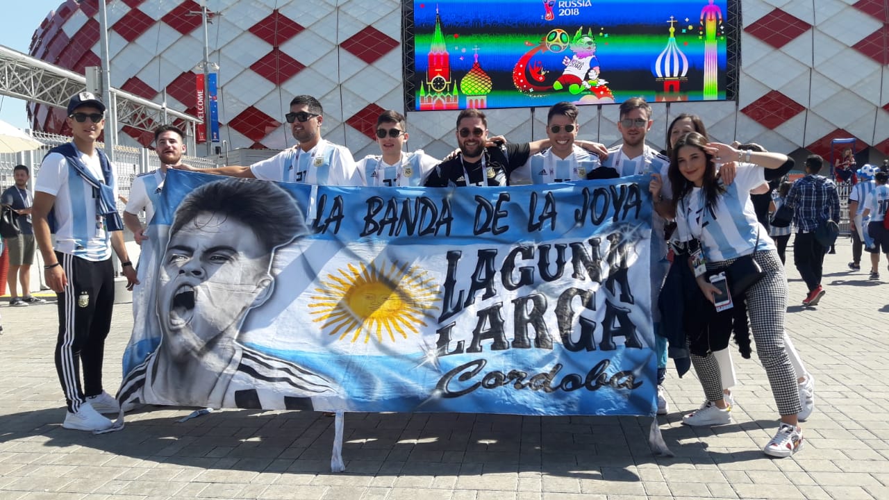 Hinchas de todas partes del país compartieron la previa con nuestros enviados especiales.