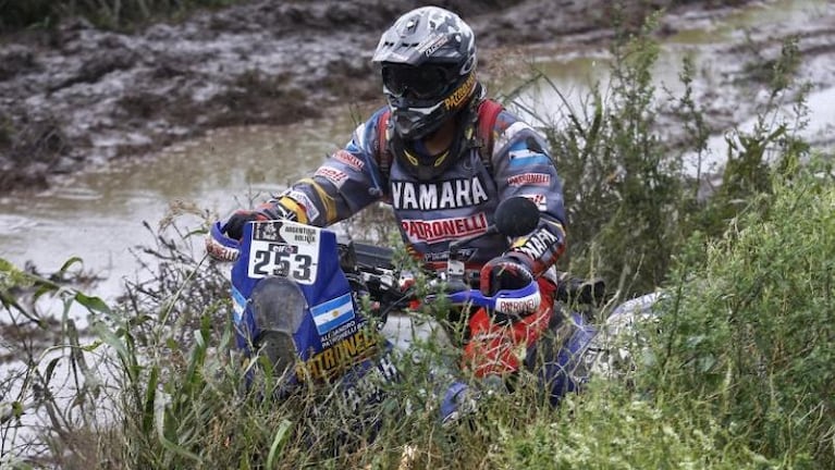 Histórico: un argentino ganó una etapa en motos por primera vez