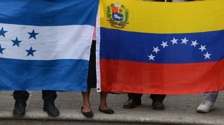 Honduras se aleja de Venezuela.