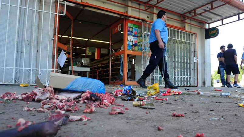 Horas de terror se vivieron en diciembre de 2013 durante el levantamiento policial y los saqueos.