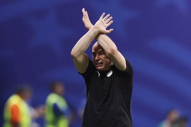 Hossam Hassan, el entrenador de Egipto ( Foto: Agencia AFP)