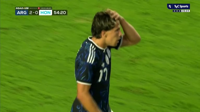 El gol de Giuliano Simeone para el 2-0 de la Selección argentina ante Honduras en un amistoso