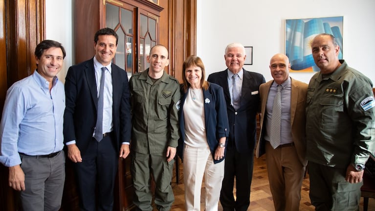 Patricia Bullrich recibió a Nahuel Gallo en el Senado