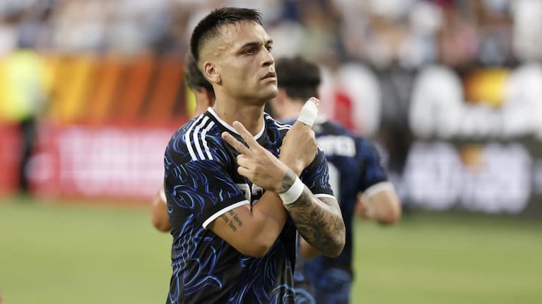 El gol de penal de Lautaro Martínez para el 1-0 de la Selección argentina ante Honduras en un amistoso