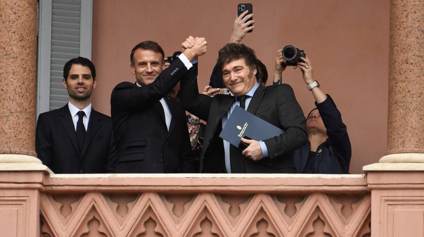 Saludo de Milei y Macron desde la Casa Rosada