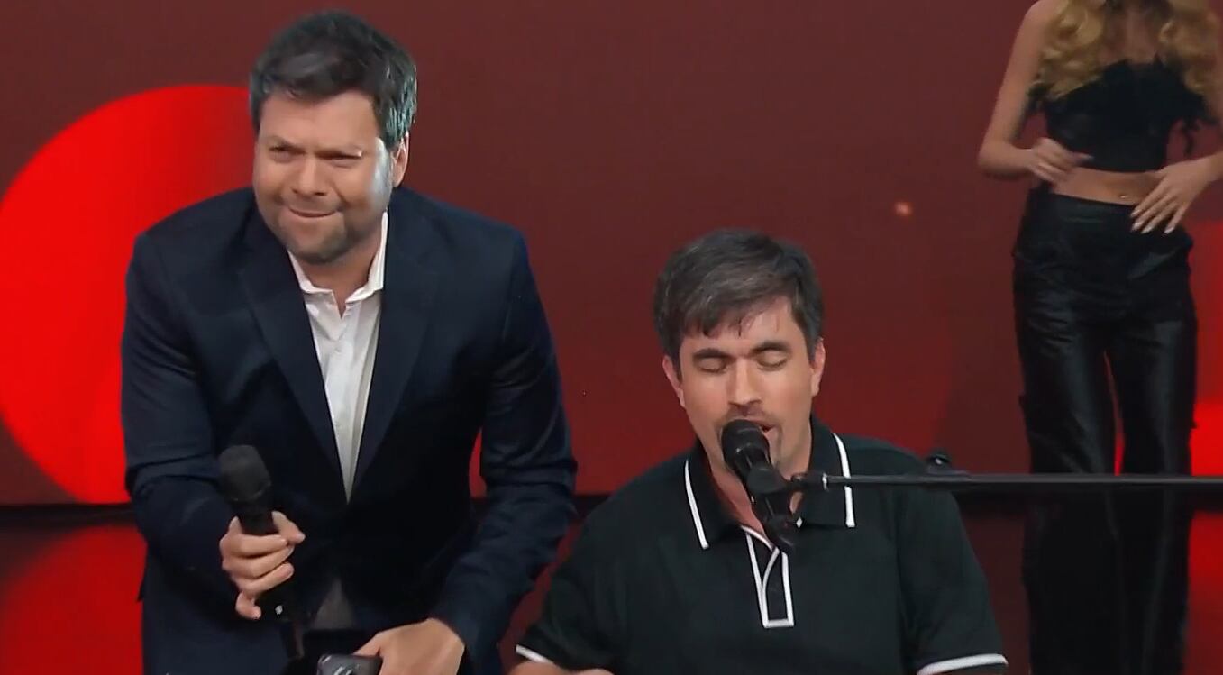 Cantó con Guido y la gente lo premió por su talento