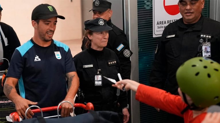 “Todo esto es una locura”: la reacción de Maligno Torres al llegar a Córdoba