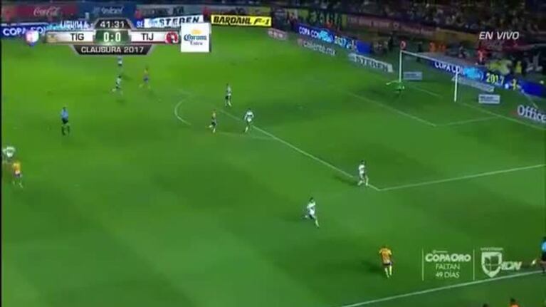 Zelarayán festejó el gol como La Mona