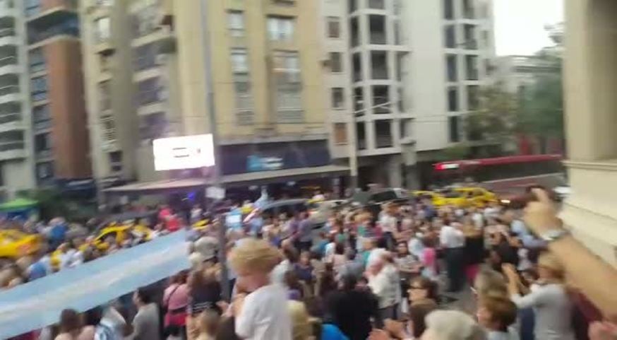 Marcha por "la democracia" en Córdoba