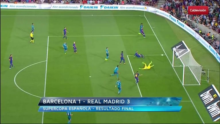 Real Madrid golpeó al Barcelona