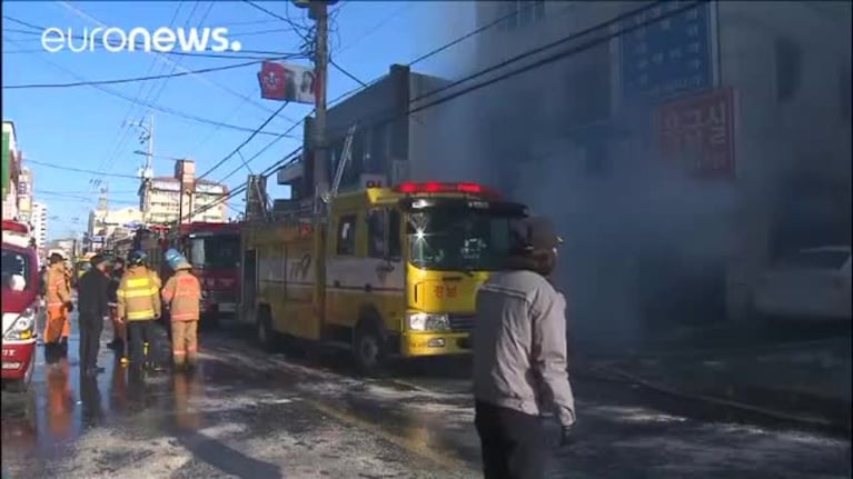 37 muertos en el incendio de un hospital