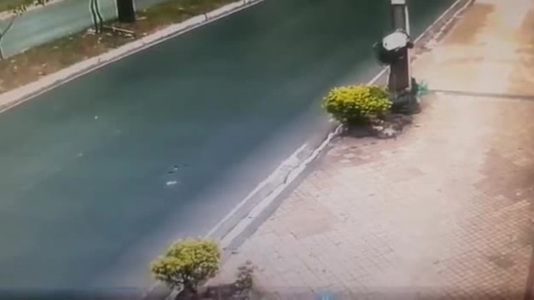 Brutal y fatal accidente de un motociclista