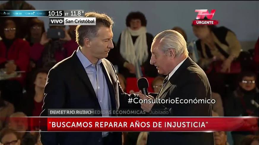 El jubilado que se emocionó con Macri