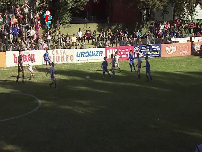 Fútbol infantil: goles en el día del padre