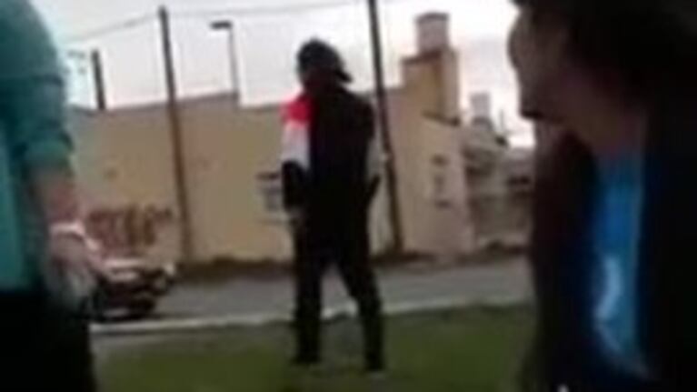Un mural de Maldonado enfrentó a vecinos en Viedma
