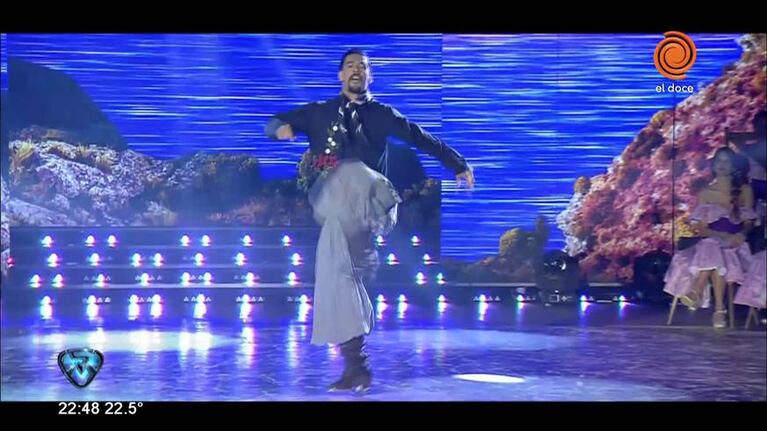 Nai Awada cerró el folklore a pura destreza