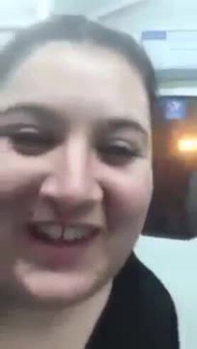 Encontraron en el subte a Anto, la chica viral
