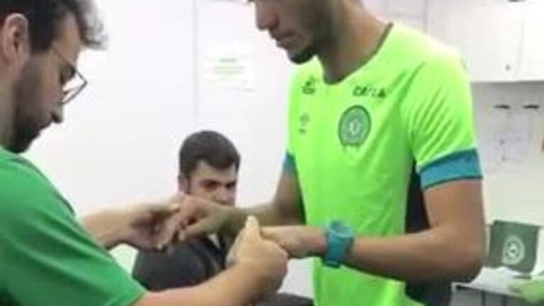 Emotivo momento: Neto mostró su rápida mejora