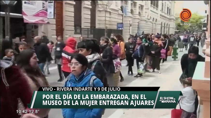 Entregan ajuares por el Día de la Embarazada