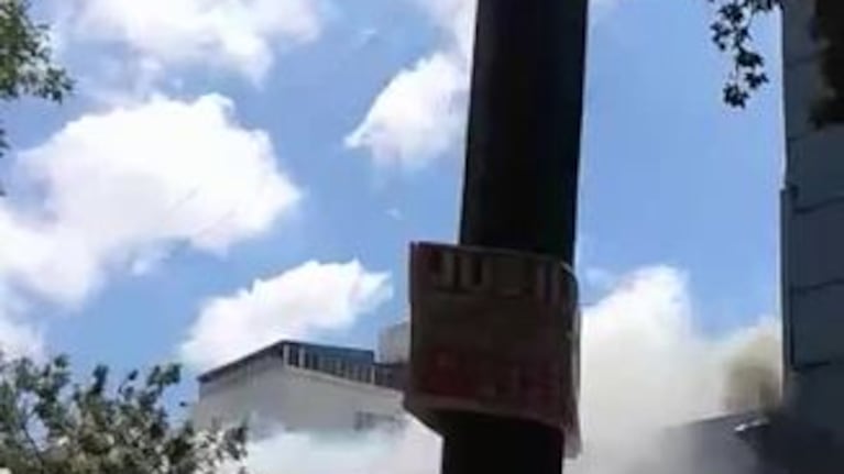 Impactantes imágenes tras el incendio en Artear