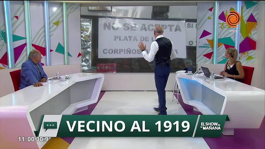 "No se acepta plata de corpiños o medias"