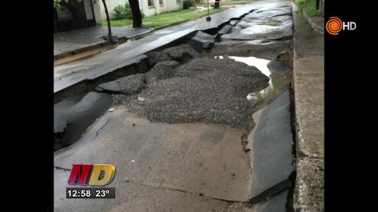 Colapsó un desagüe y Costanera Sur está cortada