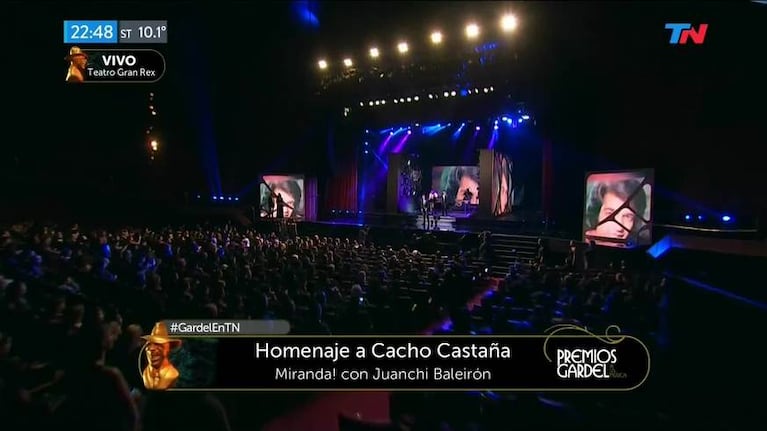 El homenaje a Cacho Castaña en los Gardel