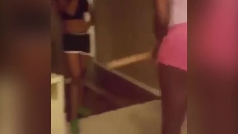Transmitió por Facebook cómo golpeaba a su hija