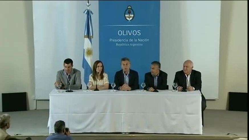 Conferencia de prensa en Olivos