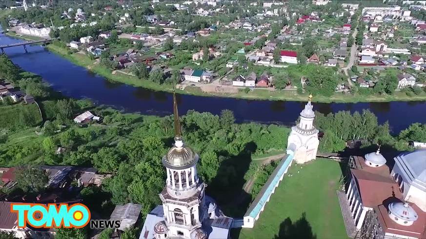 Un drone los captó teniendo sexo en una iglesia