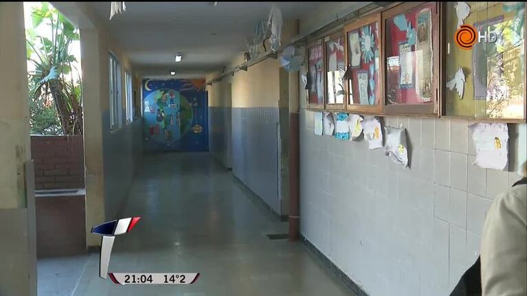 La madre imputada aseguró que no agredió a la maestra
