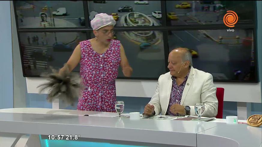Ramona Rosalía limpió la alfombra roja