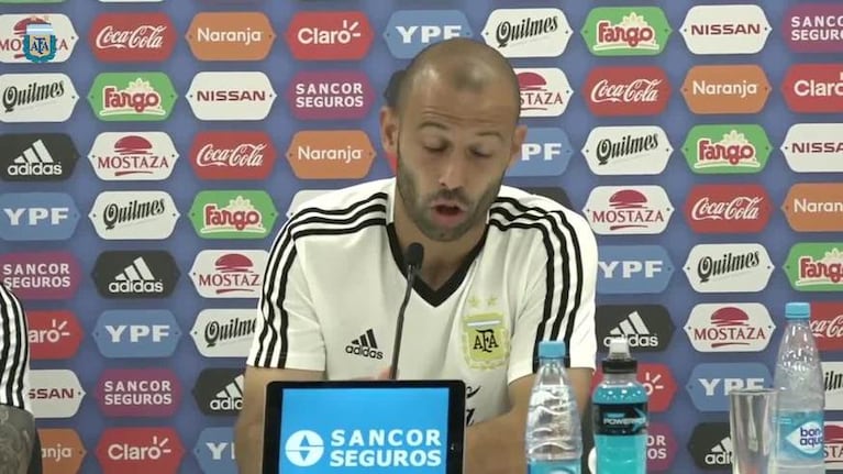 Mascherano: "La relación con Sampaoli es normal"