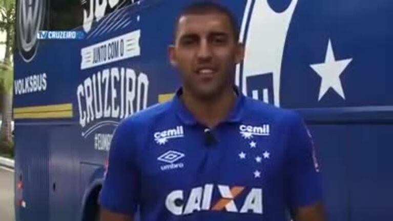 El portugués de Wanchope Abila en Brasil