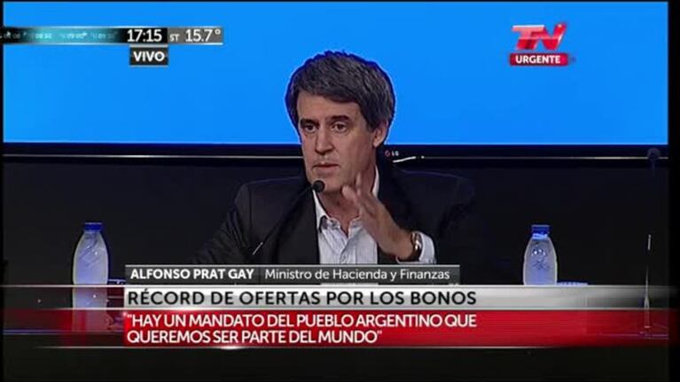 Prat Gay anunció la emisión de deuda