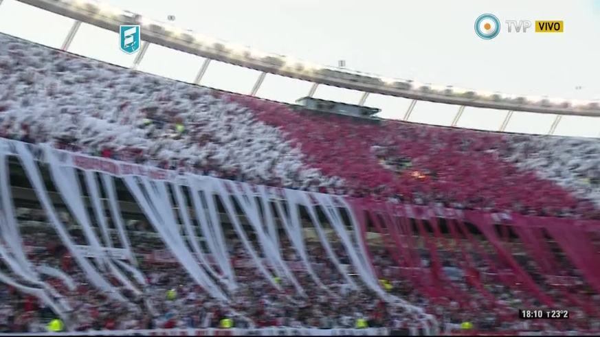 La salida de River en el Superclásico
