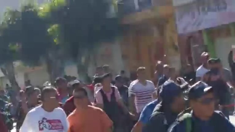 Vecinos humillaron a un ladrón en la calle