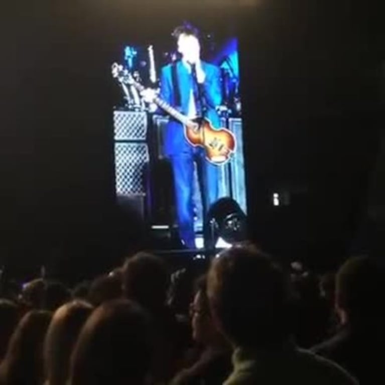 McCartney saludó con un "hola culiados"