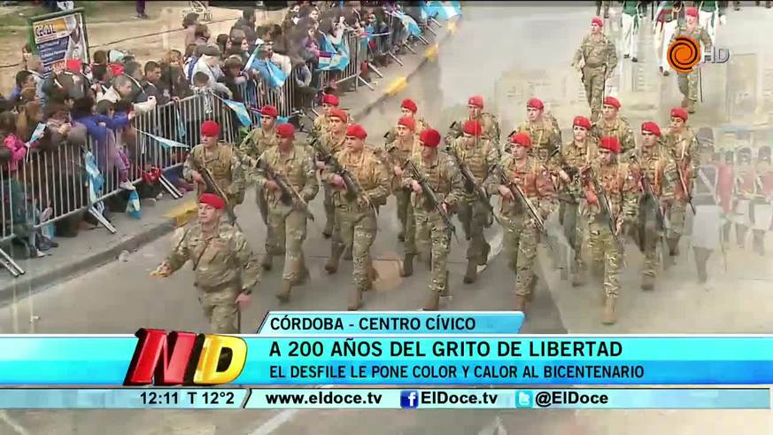 El desfile cívico-militar en Córdoba