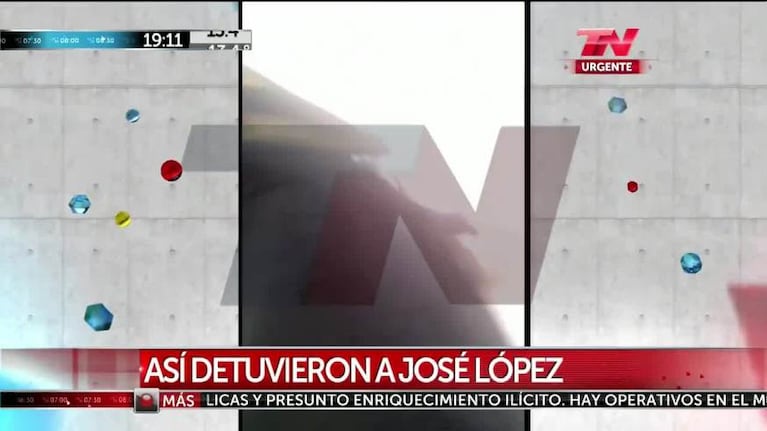 El momento de la detención de José López en el convento