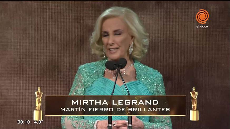 Mirtha recibió el Martín Fierro de brillantes