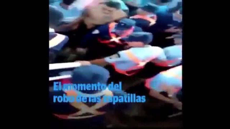 Así le roban las zapatillas a Emanuel Balbo