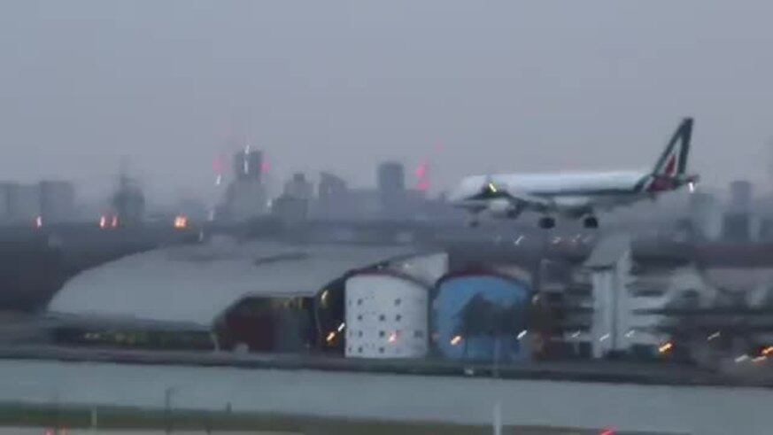 Piloto de Alitalia abortó aterrizaje en Londres